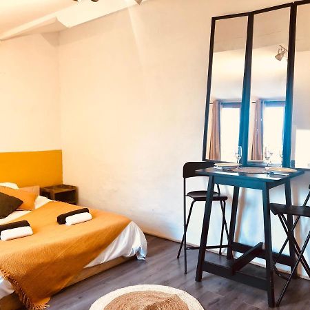 Casa Amarilla Avec Exterieur Leilighet Nîmes Eksteriør bilde